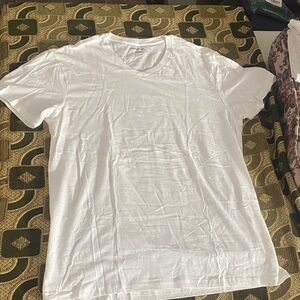 Amazon Essentials White Short Sleeve Tee